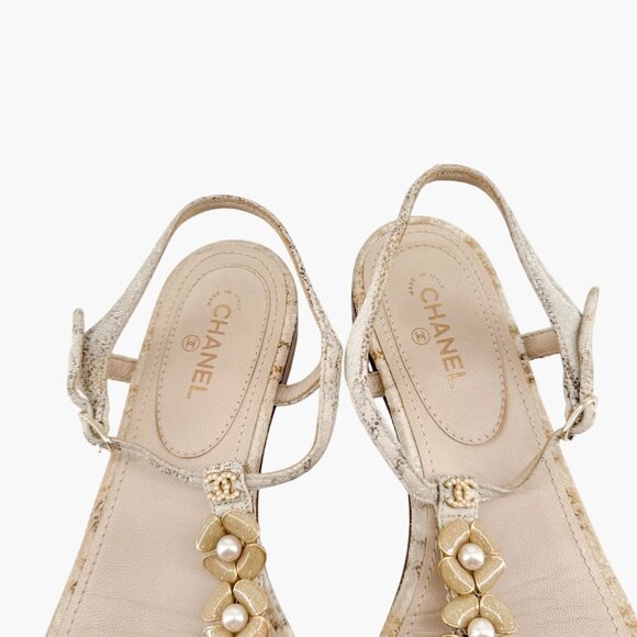 Chanel Camellia Pearl CC T-Strap Flat Sandals EU 38 US 7-7.5 Beige Leather Logo - Picture 4 of 11